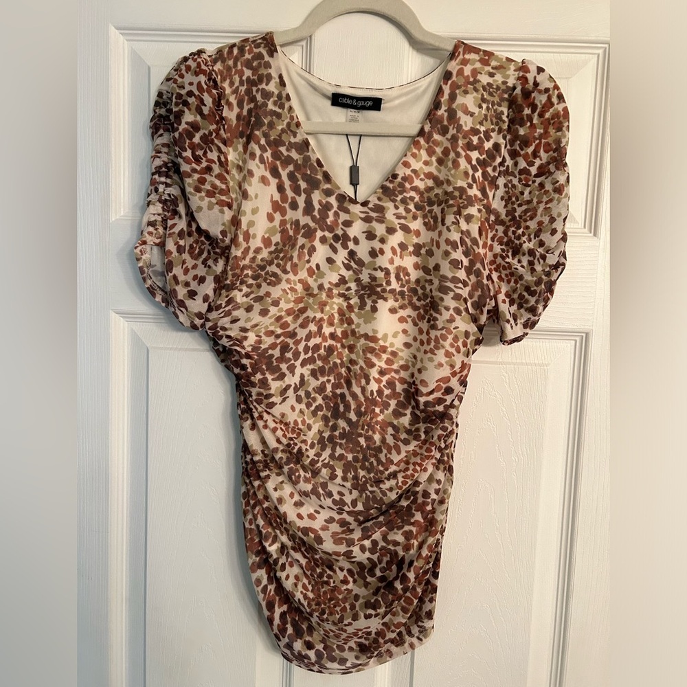 cable & gauge Women's Animal Print Ruched Top